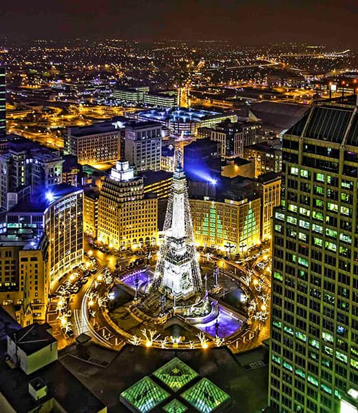 Indianapolis’ holiday celebrations revolve around Monument Circle, where the Circle of Lights is lit on the Friday after Thanksgiving. Photo courtesy Visit Indy